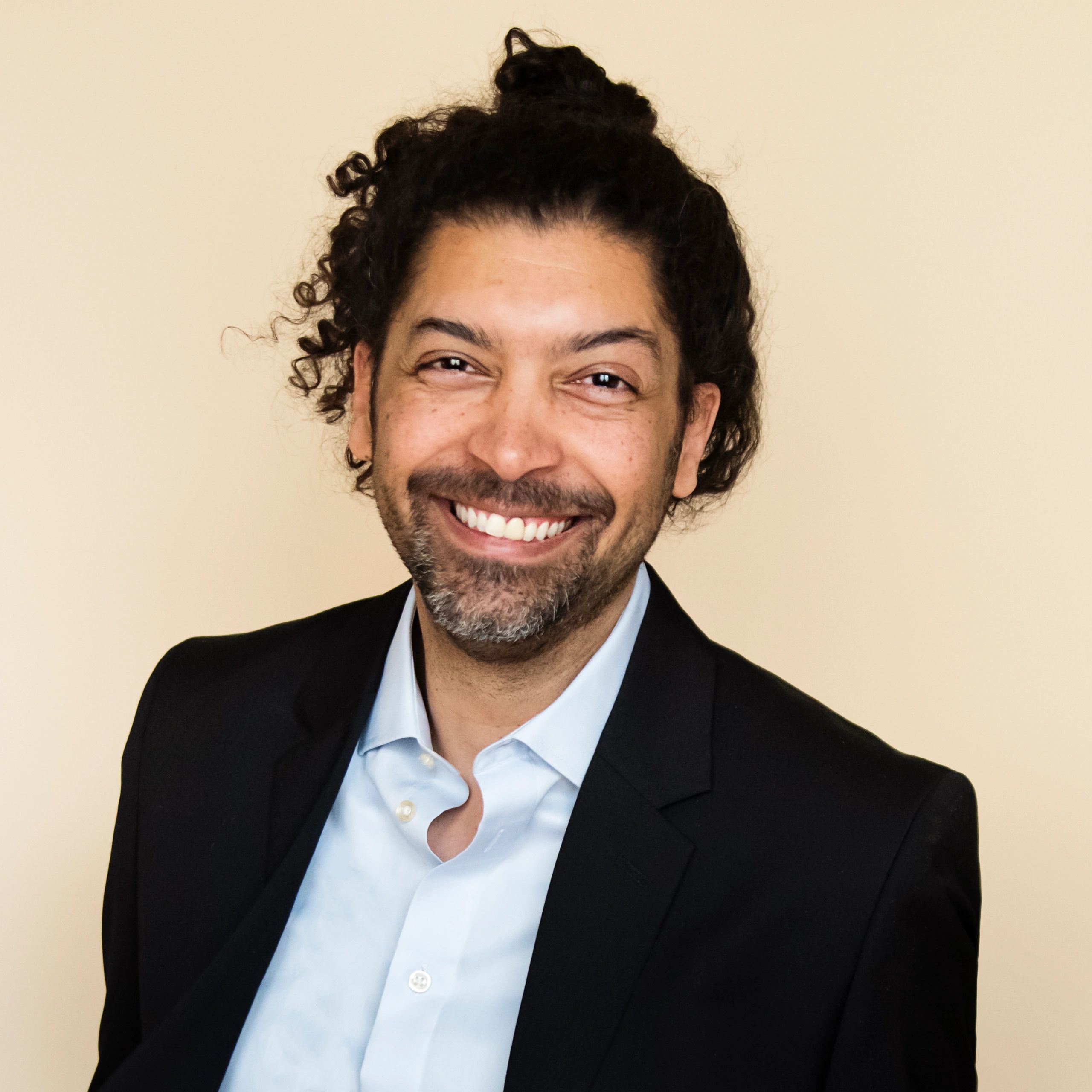 Professional portrait representing an automation specialist
